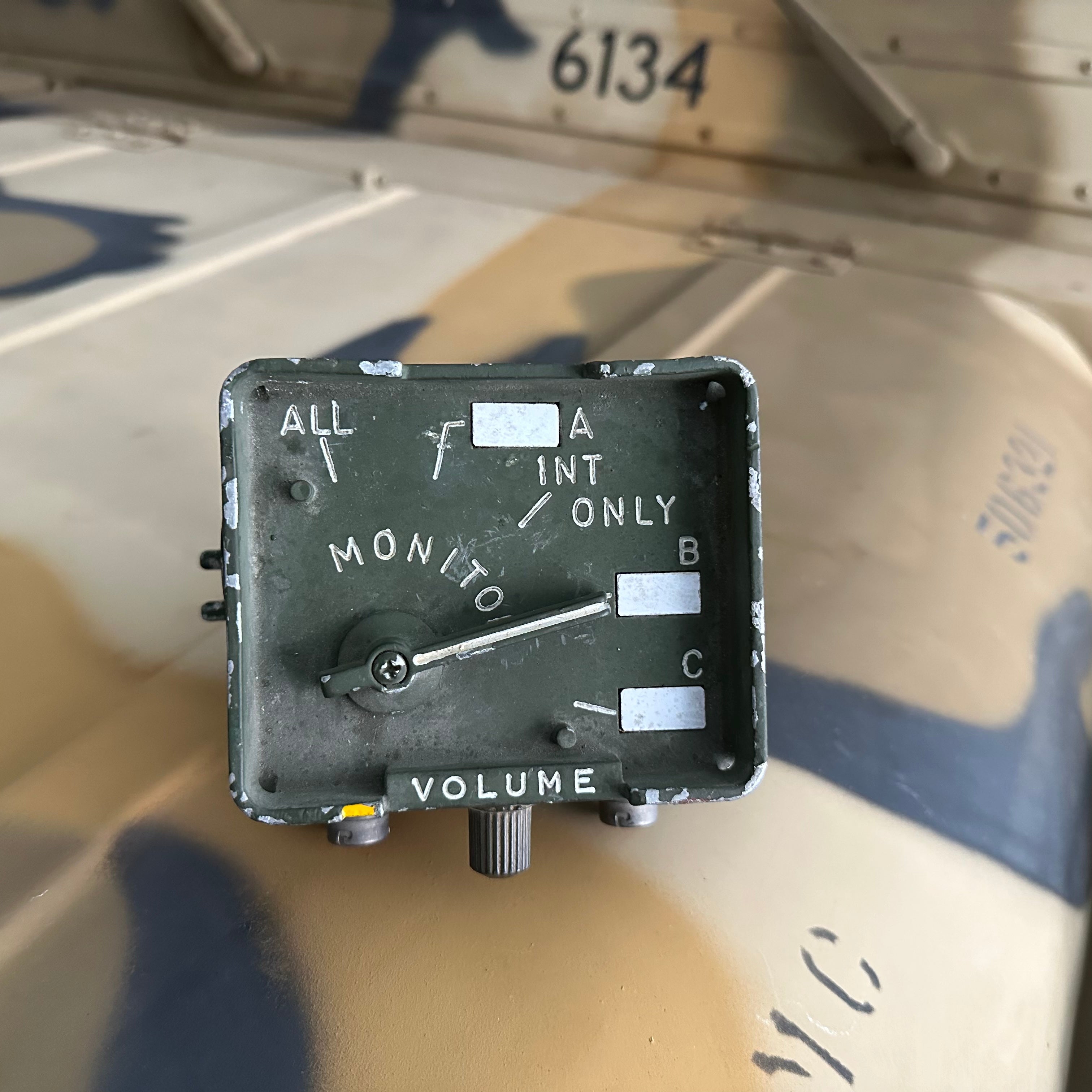 Control Box C-2298 Intercommunication VIC-1 AM-1780 – M151 Parts